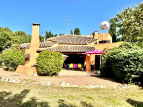 Majestic villa in Lecci with garden